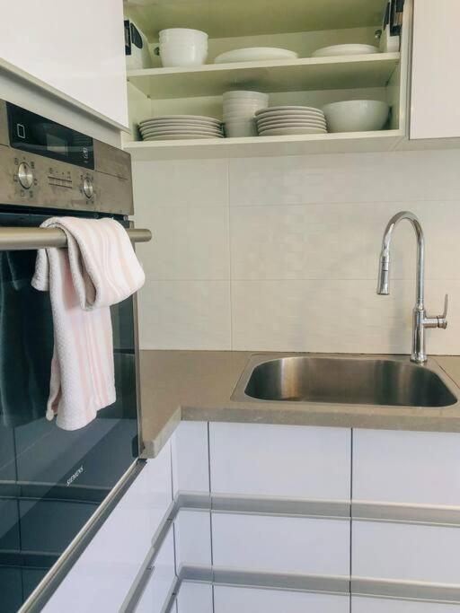 Royal Aparatment On The Sea , Blvd Nitza 34 نتانيا المظهر الخارجي الصورة
